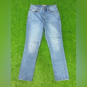 Elizabeth and James The Vintage Straight Leg Light Women’s 90s Mom Jeans 8 29